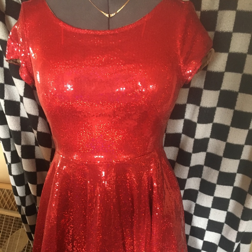 Sequined rockabilly red dress